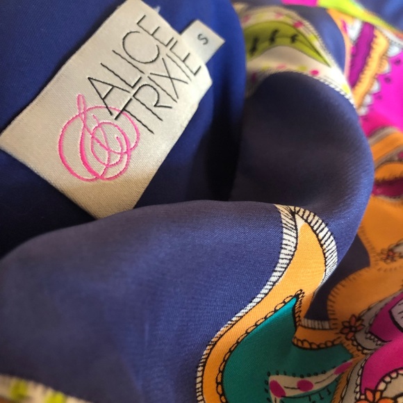 Alice and Trixie One Shoulder Floral Dress - Picture 5 of 5